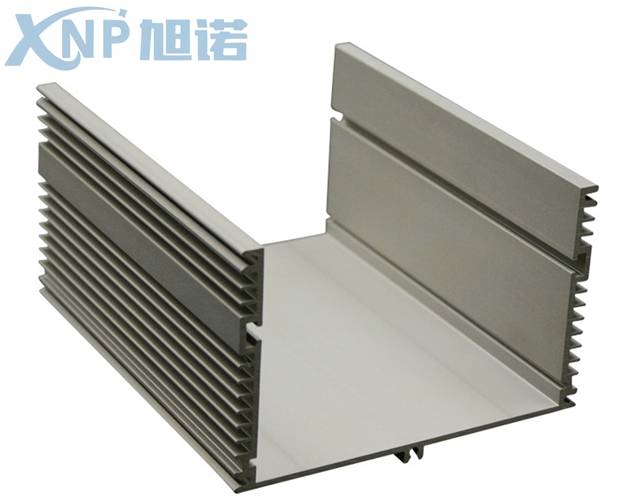 鋁型材開模定制的優(yōu)點可按需定制，加工精度高.png